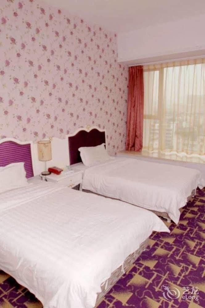Chengdu Lilac Hotel Fei Cheng Branch Exterior photo