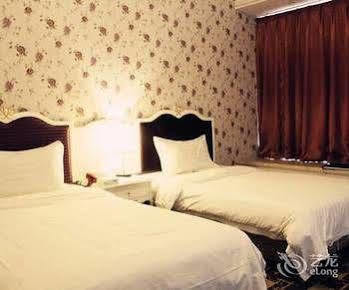 Chengdu Lilac Hotel Fei Cheng Branch Exterior photo